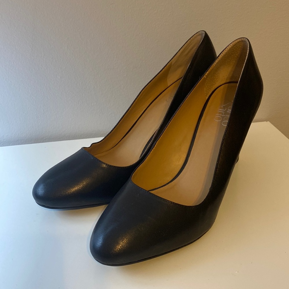 Franco Sarto Black Leather Pumps